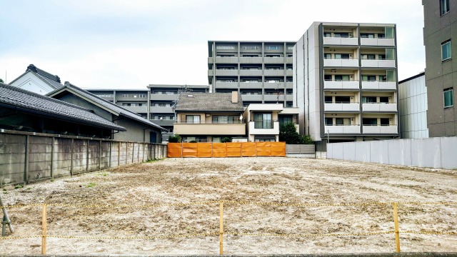 「函館市美原2丁目」建ぺい率オーバー物件を解体更地で2ヶ月売却
